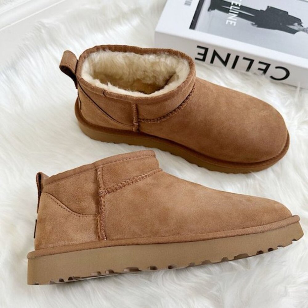 UGG CLASSIC ULTRA MINI BOOT NWB